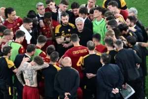 Η... πωρωτική ομιλία του Μουρίνιο μετά τον χαμένο τελικό!