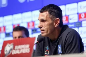 Πογέτ: «Δύσκολο να προκριθούμε αν δεν νικήσουμε την Ιρλανδία»