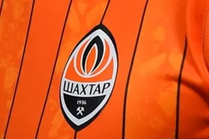 Aπό Shakhtar (Απόλλων)