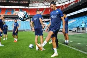 (ΦΩΤΟΣ) Η προπόνηση της Εθνικής μας στο Ullevaal Stadion