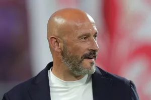 Vincenzo Italiano/Κακόριν 