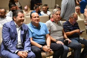 Ακόμη δεν έγινε η συνάντηση (ΑΕΛ/Σόφο)