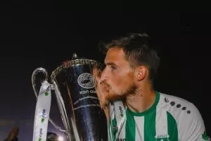 Από Άρη σε ΑΕΛ...