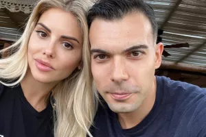 H σύζυγος του Σλούκα: «Μαζί σου ΠΑΟ παντού!»