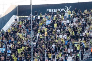Ένταση στην κερκίδα των οπαδών της Μπεϊτάρ στην Τούμπα