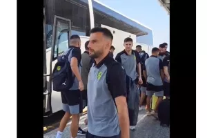 Βίντεο από την αναχώρηση της ΑΕΚ 