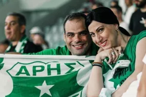 Άρης, Άρης! (φώτος)