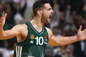 Επιβεβαίωσε την απόκτηση Παπαπέτρου ο Δημήτρης Γιαννακόπουλος