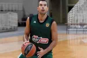 Κώστας Σλούκας: Φόρεσε τα πράσινα του Παναθηναϊκού