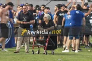 Η κυρία Φωτεινή έκανε "ΜΠΑΜ" με τους Μαχητές!