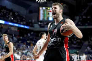 Συγχαίρει Βεζένκοφ η ΕΝΠ: "Το ιδανικό πρότυπο και για τα δικά μας παιδιά"