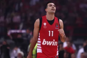 Το μεγάλο φαβορί για την απόκτηση του Σλούκα 