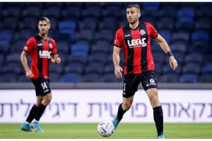 Επέστρεψε στην ΑΕΛ με...  30-2-1