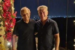 Έξοδος στη Λεμεσό για Παπασταύρου (φώτος)