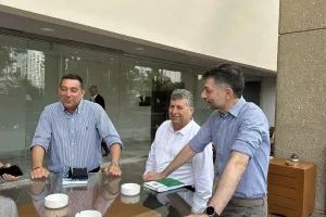 Πηγαδάκια, κουβεντούλες, φαγητό... (φώτος)