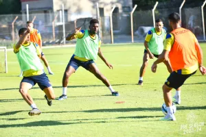 (ΦΩΤΟΡΕΠΟΡΤΑΖ) Ανεβαίνουν οι εντάσεις στην ΑΕΛ 