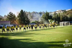 (Φωτορεπορτάζ) Ο "χαμός" στο "γαλαζοκίτρινο" Πελένδρι!