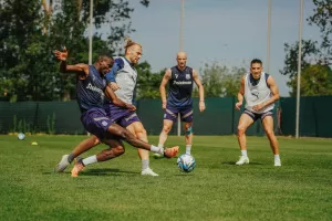 Στον "αστερισμό" του Βαλμπουενά και η Al Wasl