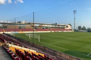 (ΦΩΤΟΣ Κerkida.net) Το Gabala City Stadium που θα παίξει η Ομόνοια