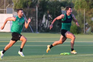 (ΦΩΤΟΡΕΠΟΡΤΑΖ) Φουλάρει για πρόκριση η Ομόνοια 