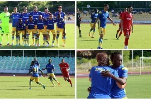 ΑΠΟΕΛ/Το photo-story με Botev Vratsa