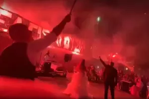 Βίντεο/Γάμος με ΑΕΛΙΣΤΙΚΟ show!