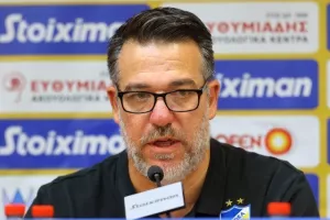 Σα Πίντο: "Θέλω να πω στον κόσμο, μην σταματήσετε λεπτό να φωνάζετε, μεγάλη επιθυμία η πρόκριση" 