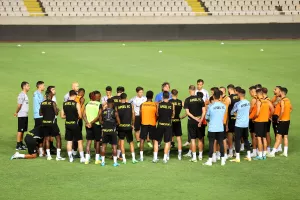 Να είναι, APOEL FC! 