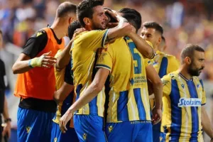 ΑΠΟΕΛ - Βοϊβοντίνα: Κέρδισε, είναι φαβορί αλλά θέλει προσοχή... (φώτος)