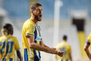 ΑΠΟΕΛ - Βοϊβοντίνα: Κέρδισε, είναι φαβορί αλλά θέλει προσοχή... (φώτος)