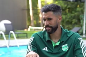 Βανά (Μέρος Α΄)/"Θα είναι πιο εύκολο το έργο του κόουτς- Γεννήθηκα με τα χαρακτηριστικά του ηγέτη"