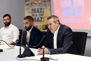Παρουσίασε τα διαρκείας της η ΑΕΛ/"Αυτό μόνο ζητάμε από τους ΑΕΛΙΣΤΕΣ"
