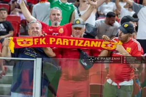 "Θερμή" κερκίδα.... (φώτος)