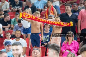 "Θερμή" κερκίδα.... (φώτος)