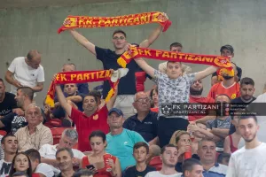 "Θερμή" κερκίδα.... (φώτος)