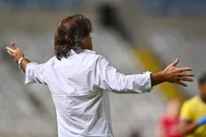 ΑΠΟΕΛ - Βόλος: "Χ" στο τελευταίο και τώρα... Ευρώπη! (Φώτος)