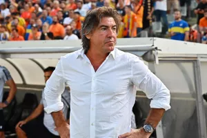 Ο παθιασμένος Σα Πίντο ξεκίνησε με το δεξί και φρόντισε για... μηνύματα στην αρχή και στο τέλος