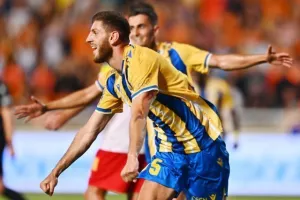 ΑΠΟΕΛ - Βοϊβοντίνα: Κέρδισε, είναι φαβορί αλλά θέλει προσοχή... (φώτος)