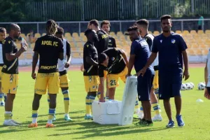 ΑΠΟΕΛ/Το photo-story με Botev Vratsa