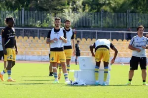 ΑΠΟΕΛ/Το photo-story με Botev Vratsa
