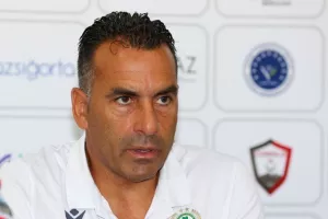 Αυγουστή: "Δεν μας παρασύρει η Καμπάλα, πιστεύω στους παίκτες μου" (τι απάντησε για Σίμιτς)