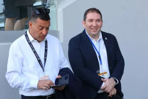 "Δεν φαίνεται να είναι κάτι σοβαρό για Ζάιρο  - Θα κυνηγήσουμε έξοδο στην Ευρώπη, είτε τρόπαιο"