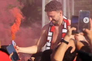 ΧΑΜΟΣ... με Άλτμαν! 