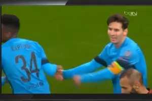 (ΒΙΝΤΕΟ) Όταν ο Lionel Messi απολογήθηκε στον Wilfried Kaptoum της ΑΕΚ! 