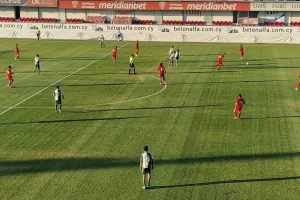Νέα Σαλαμίνα - ΑΕΖ: Φιλικός... συμβιβασμός (Φώτος)
