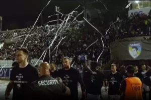 Πάφος/ Ανάρτηση με "Στ. Κυριακίδης" και: "We Are Staying Home"!