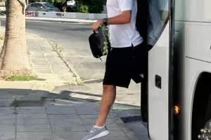 (Φωτορεπορτάζ) Η άφιξη του Οθέλλου