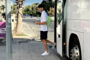 (Φωτορεπορτάζ) Η άφιξη του Οθέλλου