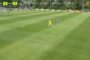 Ο Φαν Βέερτ υποδείχθηκε σε θέση οφ σάιντ από γύρισμα αντιπάλου! (βίντεο)