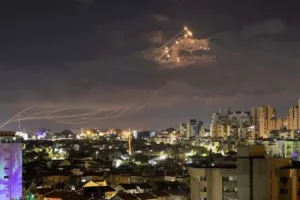 Πέντε ρουκέτες εκτοξεύονται από τη Λωρίδα της Γάζας κατά του Ισραήλ